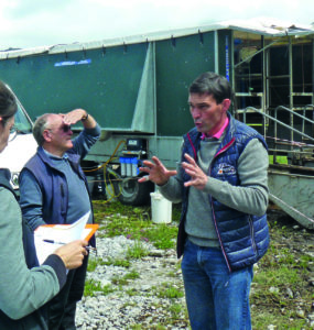 Visite sur l'alpage de Roche-Pallud