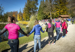 Marche Rose oragnisée par Art de Vivre association at Départ Taninges & Samoëns, Lac Bleu, Morillon, Haute-Savoie, France on October 24 2021. Photo © David Casartelli
