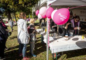 Marche Rose oragnisée par Art de Vivre association at Départ Taninges & Samoëns, Lac Bleu, Morillon, Haute-Savoie, France on October 24 2021. Photo © David Casartelli
