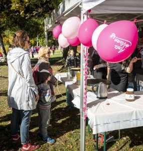Marche Rose oragnisée par Art de Vivre association at Départ Taninges & Samoëns, Lac Bleu, Morillon, Haute-Savoie, France on October 24 2021. Photo © David Casartelli