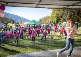 Marche Rose oragnisée par Art de Vivre association at Départ Taninges & Samoëns, Lac Bleu, Morillon, Haute-Savoie, France on October 24 2021. Photo © David Casartelli