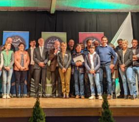 Photo finale avec tous les primés de l'édition 2021