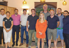 Avec les représentants des entreprises qui ont participé aux travaux